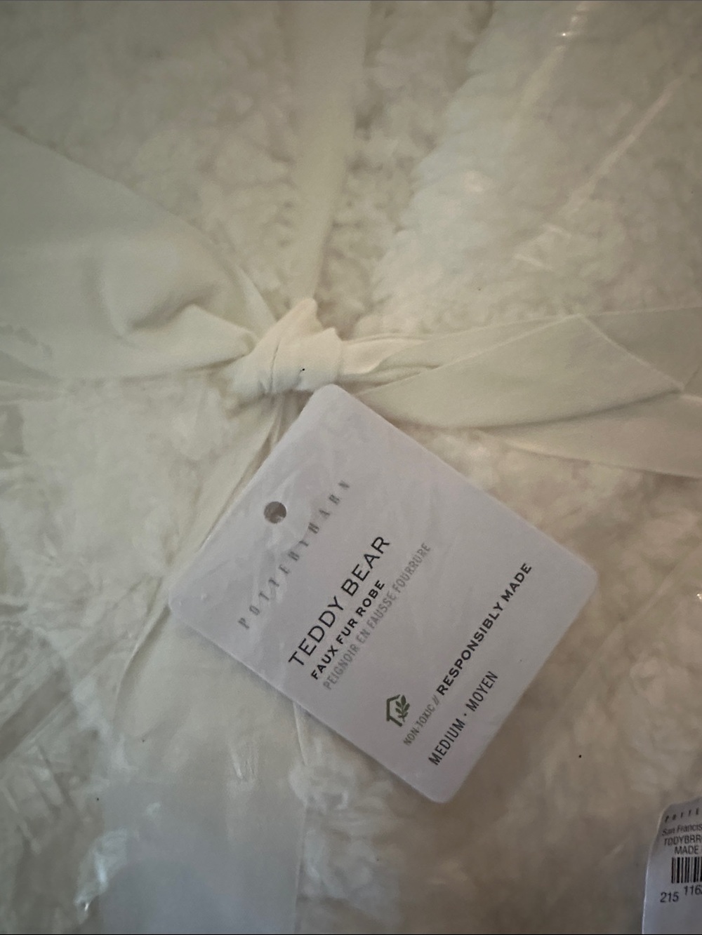 Pottery Barn Teddy Bear Faux Fur Robe in Cream/White